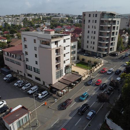 Hotel City Тулча Екстериор снимка